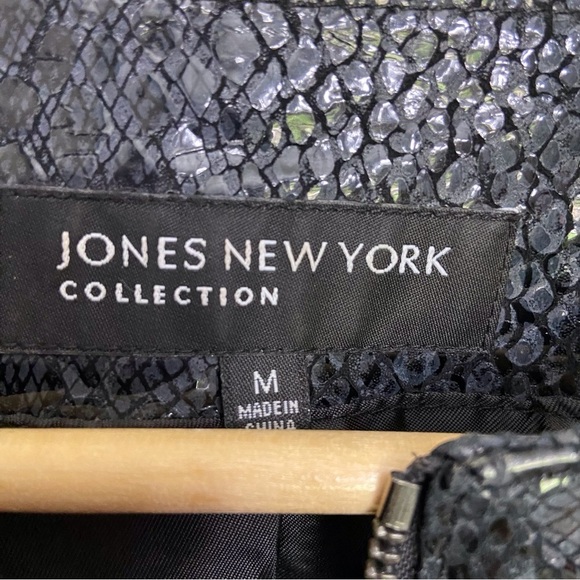 JONES New York black crop jacket shinny genuine leather soft contemporary spakle - Picture 3 of 16